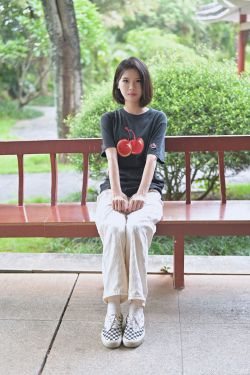 凝思摄影 No.031 小睿 - T恤、短白袜、平底鞋