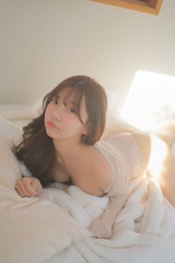 [PATREON] Sovely - Warm afternoon sun