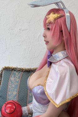 [Cosplay] [KURUPIKA] Reku Momoiro 桃色れく - Meer Campbell Quiet Night omake