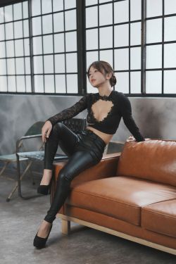 いくみ – (193iKkyu3) [Fantia] [2025.04.03] Do You Like Cool-Looking Ladies