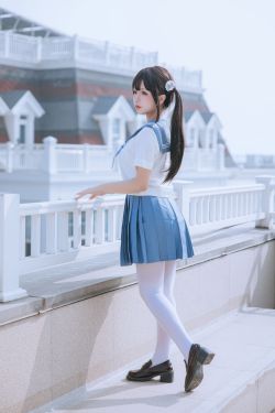 Cosplay 日奈娇 - JK学妹