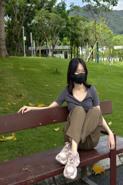 个人约拍 - 02号作品 口罩嫩白脚