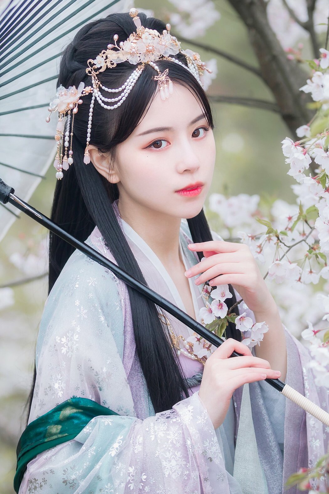 YiTuYu艺图语 Vol.9444 Gong Zi Bu Huai (21P)