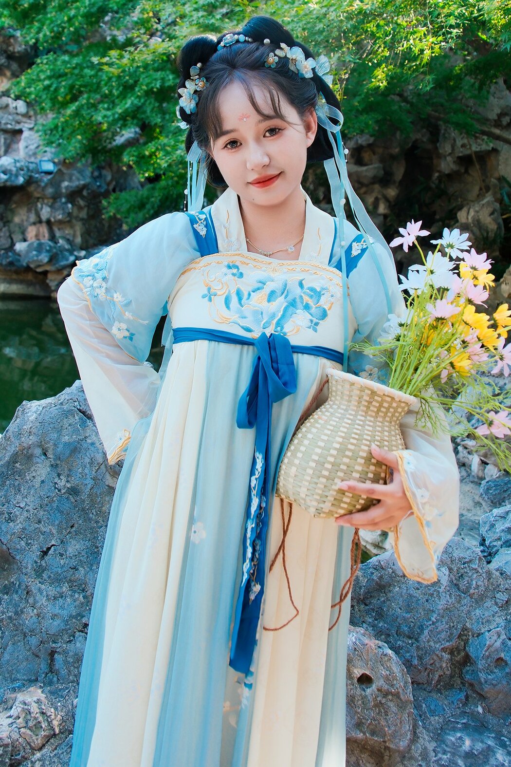 YiTuYu艺图语 Vol.10536 Yi Ming (10P)