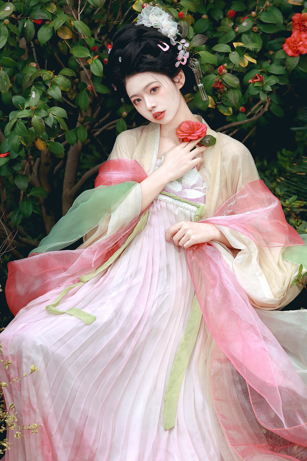 YiTuYu艺图语 Vol.9245 Fei Fei (14P)