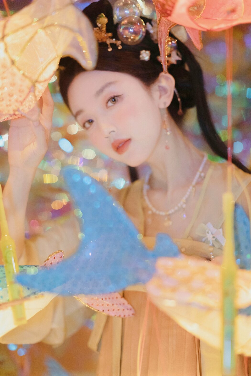 YiTuYu艺图语 Vol.10303 Ao Te You Dian Man (18P)