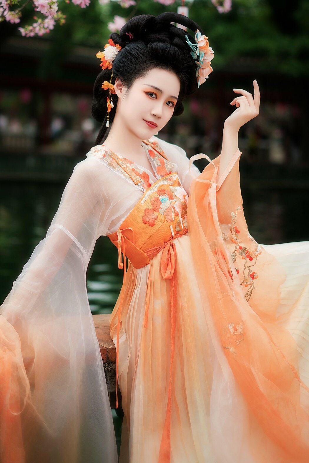 YiTuYu艺图语 Vol.10111 Yan Zi (19P)