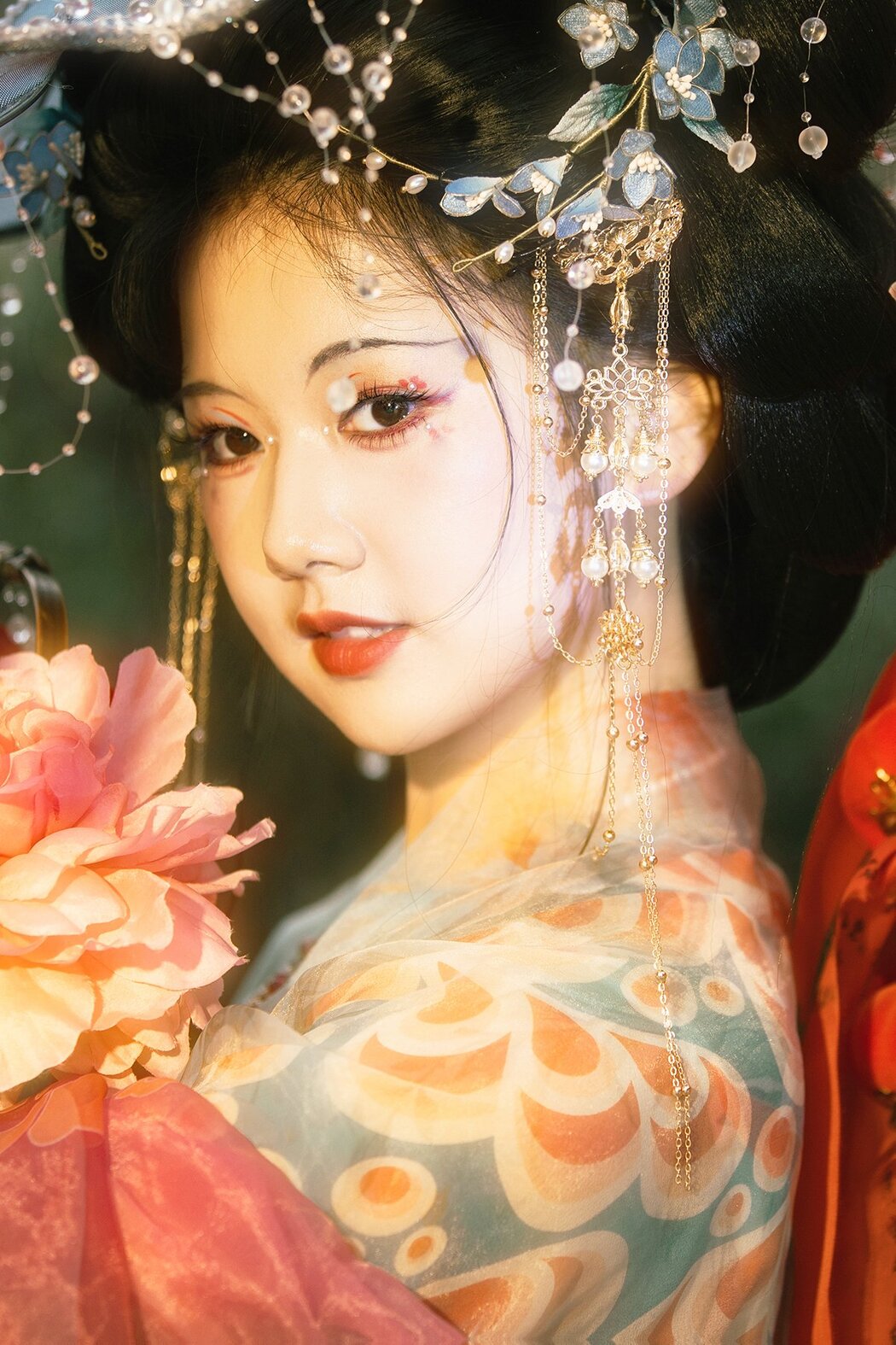YiTuYu艺图语 Vol.8538 Suan La Tang Er (33P)