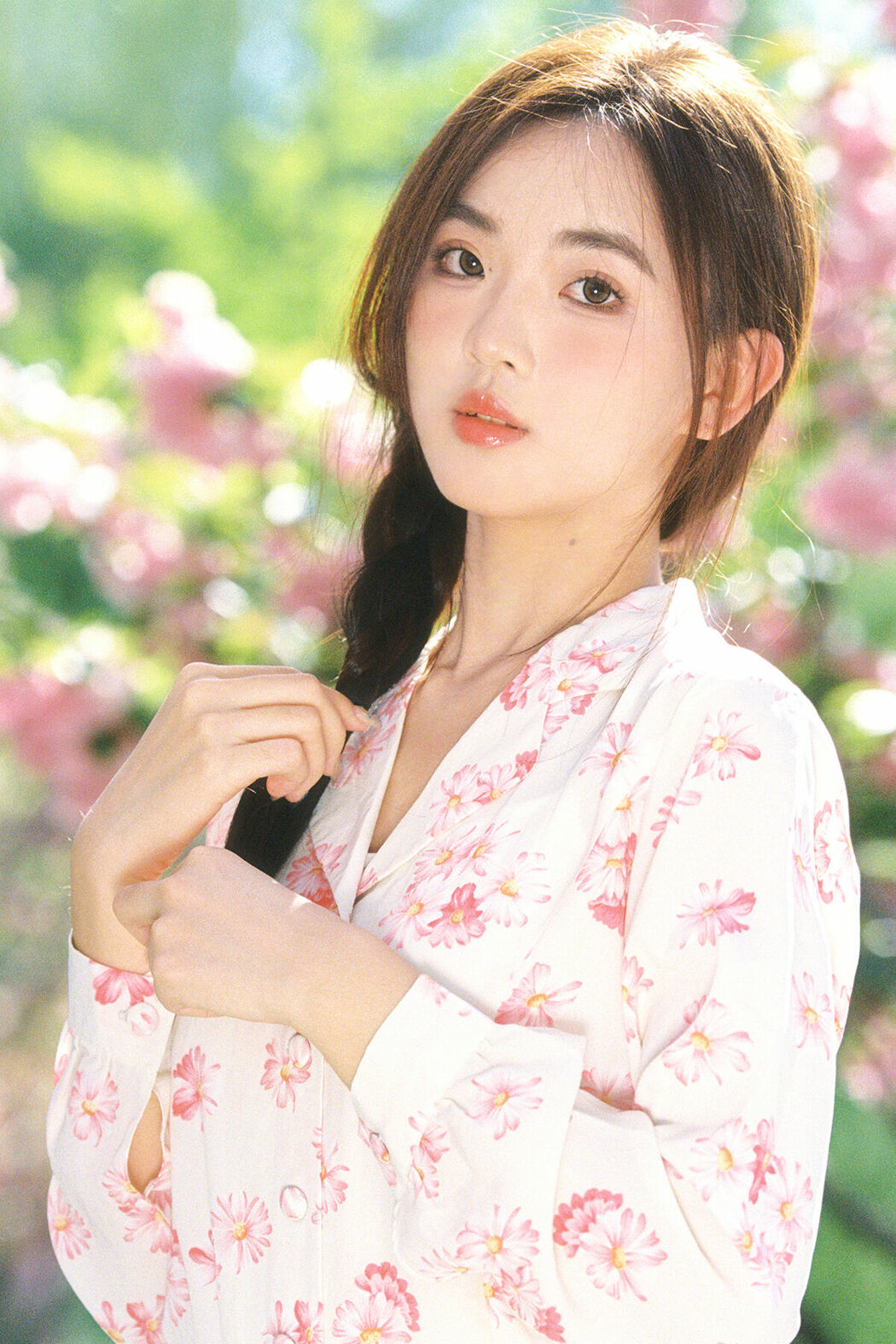 YiTuYu艺图语 Vol.9339 Yi Ming (15P)