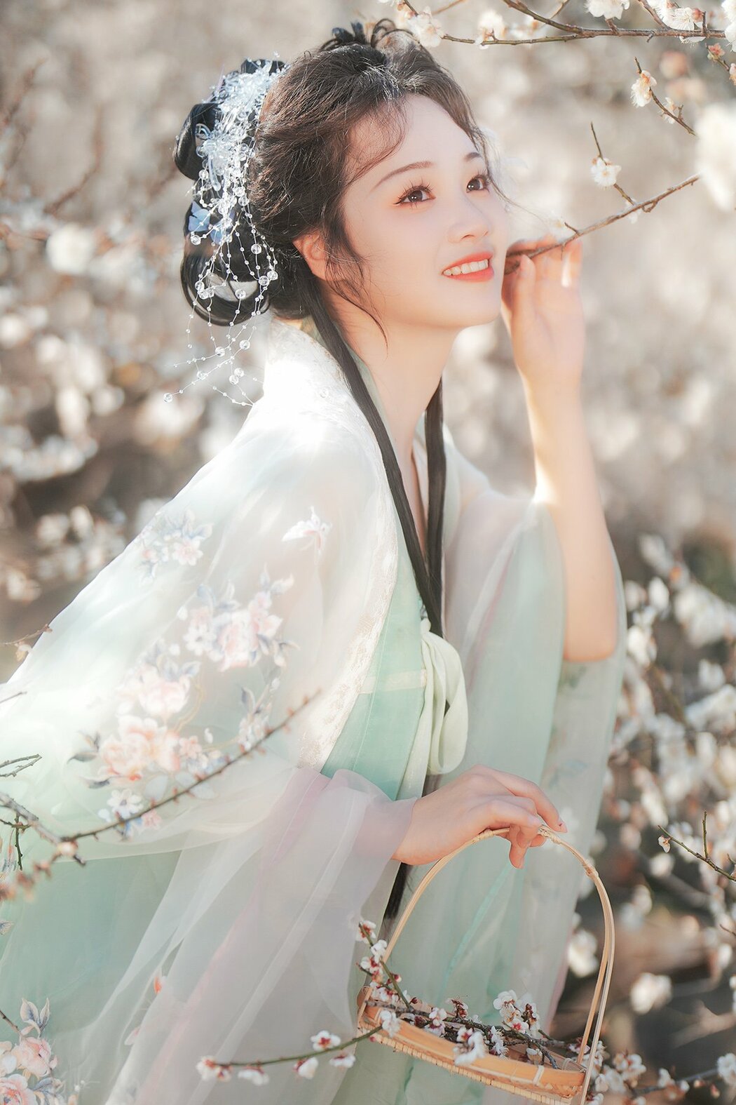 YiTuYu艺图语 Vol.10211 Yang Yang Yang Ya (26P)