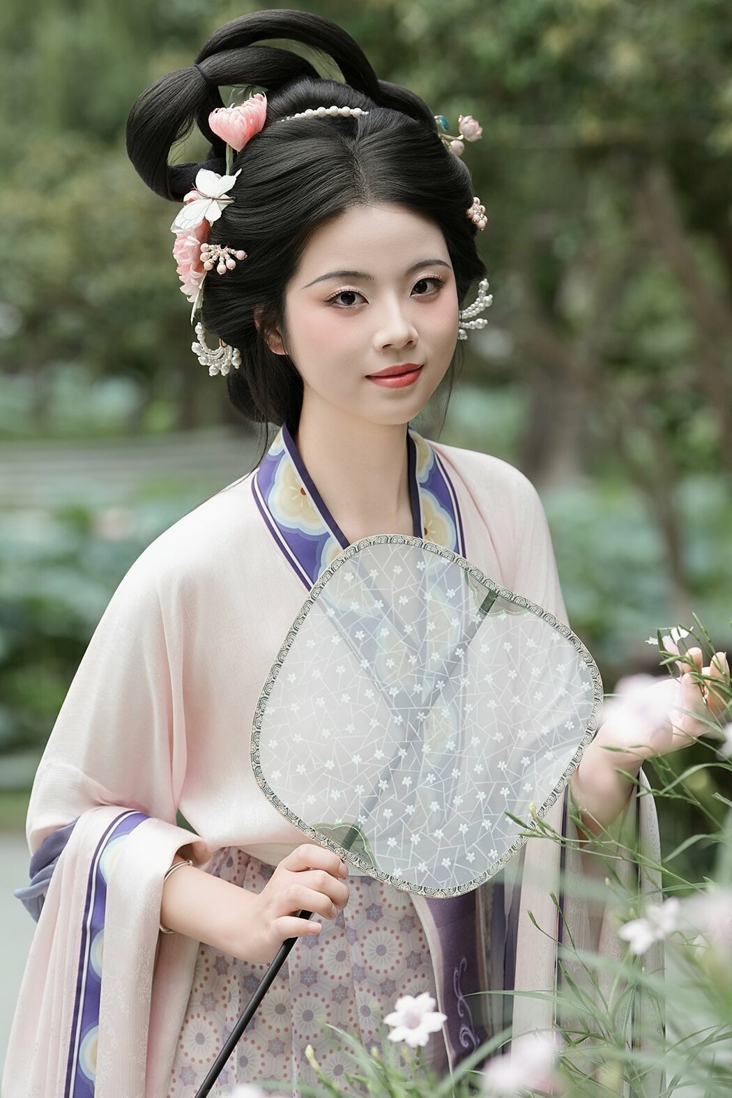 YiTuYu艺图语 Vol.10526 Qi Qi (51P)