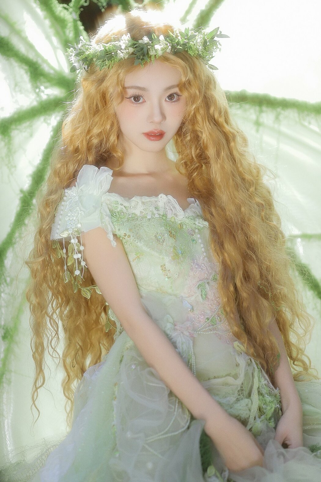 YiTuYu艺图语 Vol.9028 Lu Li (24P)