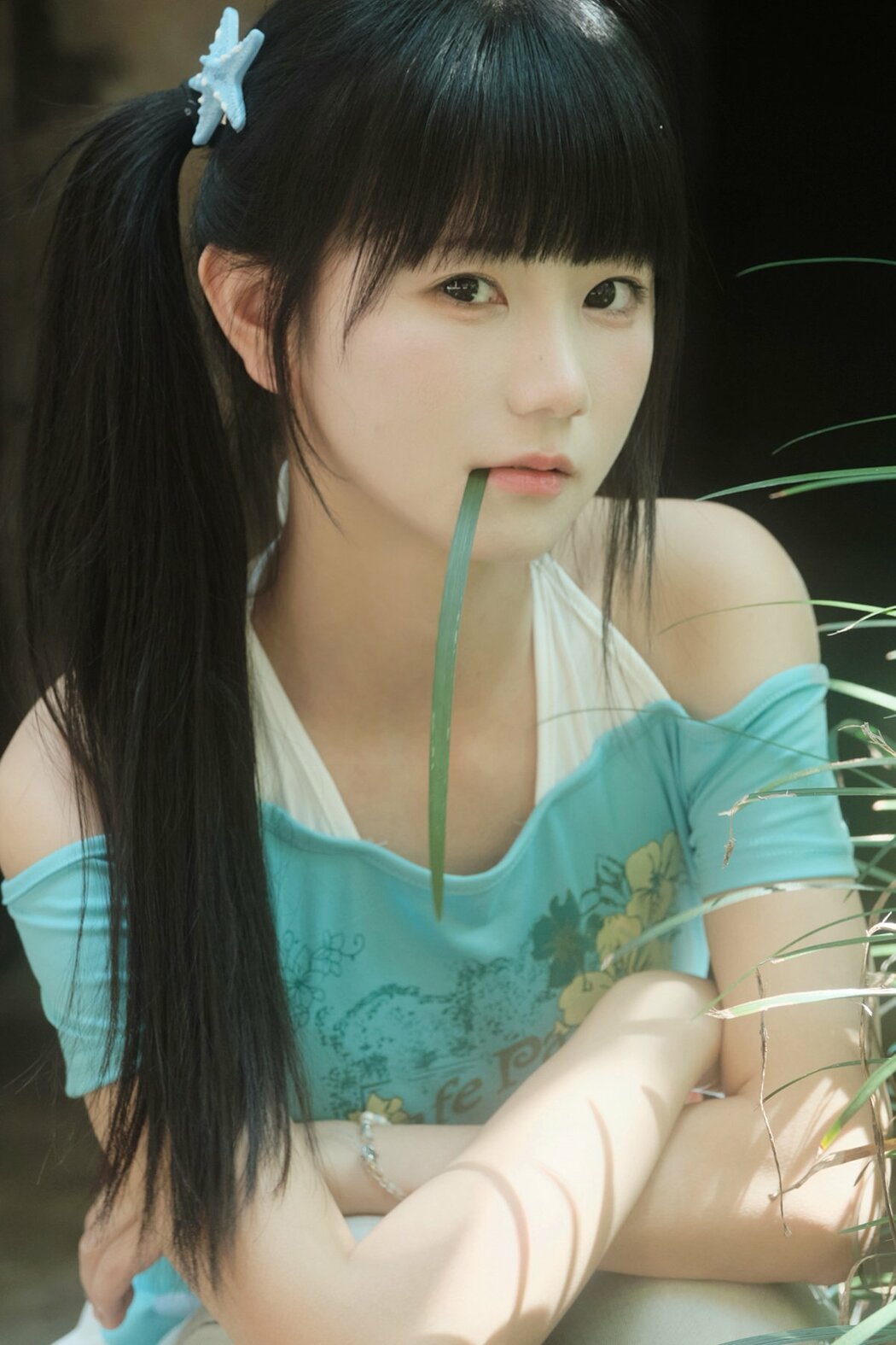 YiTuYu艺图语 Vol.10601 Rou Song Bao (25P)