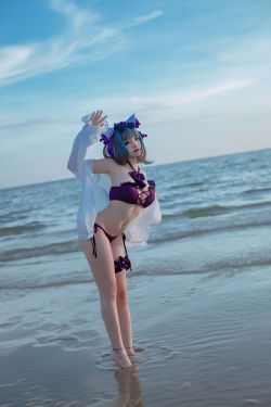 人气Coser 二佐Nisa - 碧蓝航线 柴郡泳装