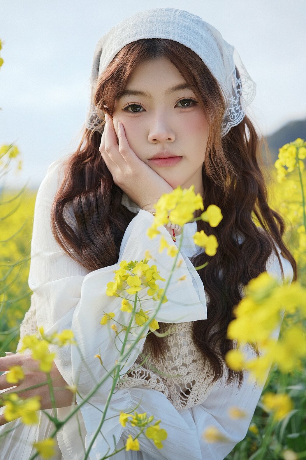 YiTuYu艺图语 Vol.10084 Jing Jing Yi (40P)