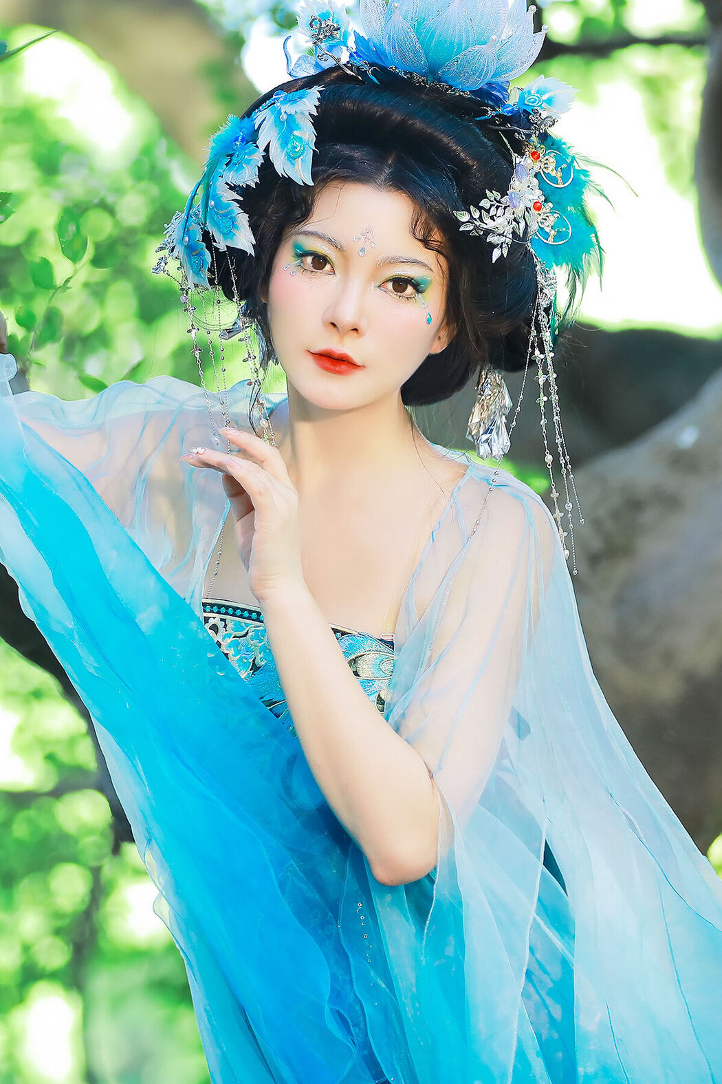 YiTuYu艺图语 Vol.8261 猫子子 (23P)