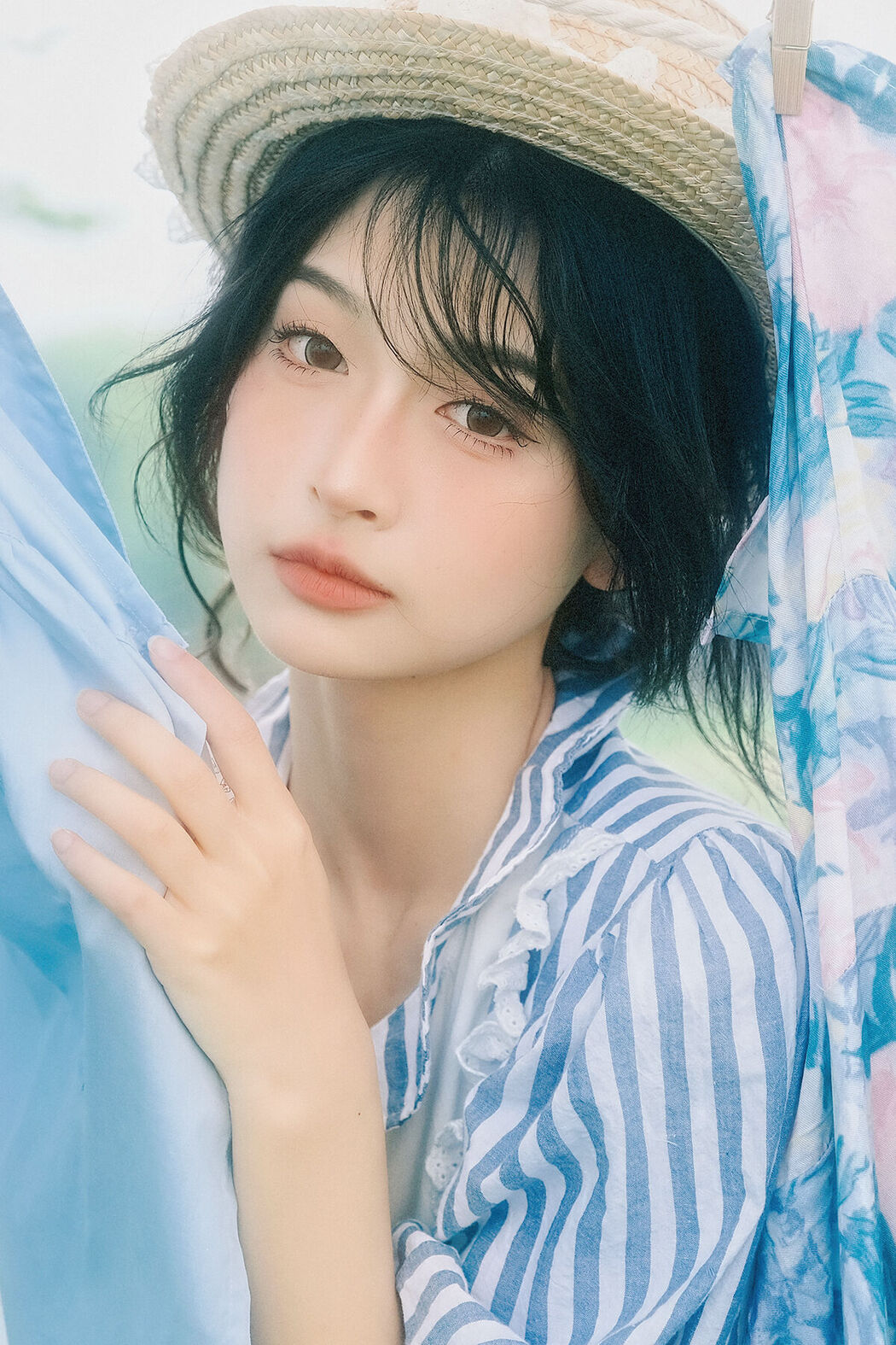 YiTuYu艺图语 Vol.8392 小满 (20P)