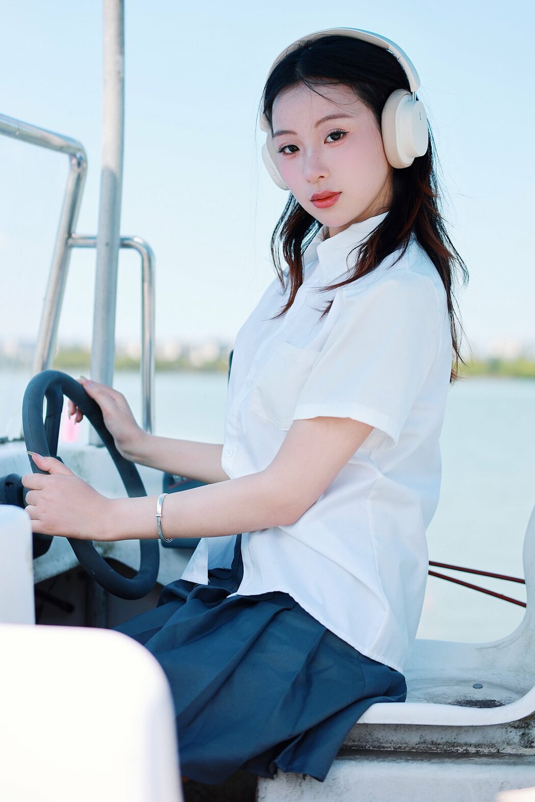 YiTuYu艺图语 Vol.10359 Xiao U (34P)