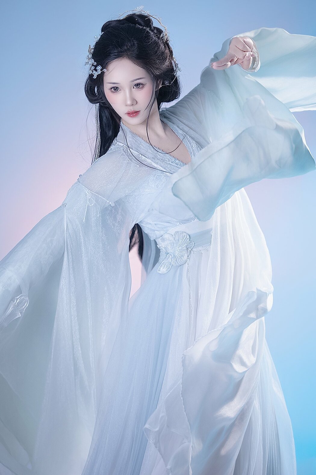 YiTuYu艺图语 Vol.10498 Yi Ming (13P)