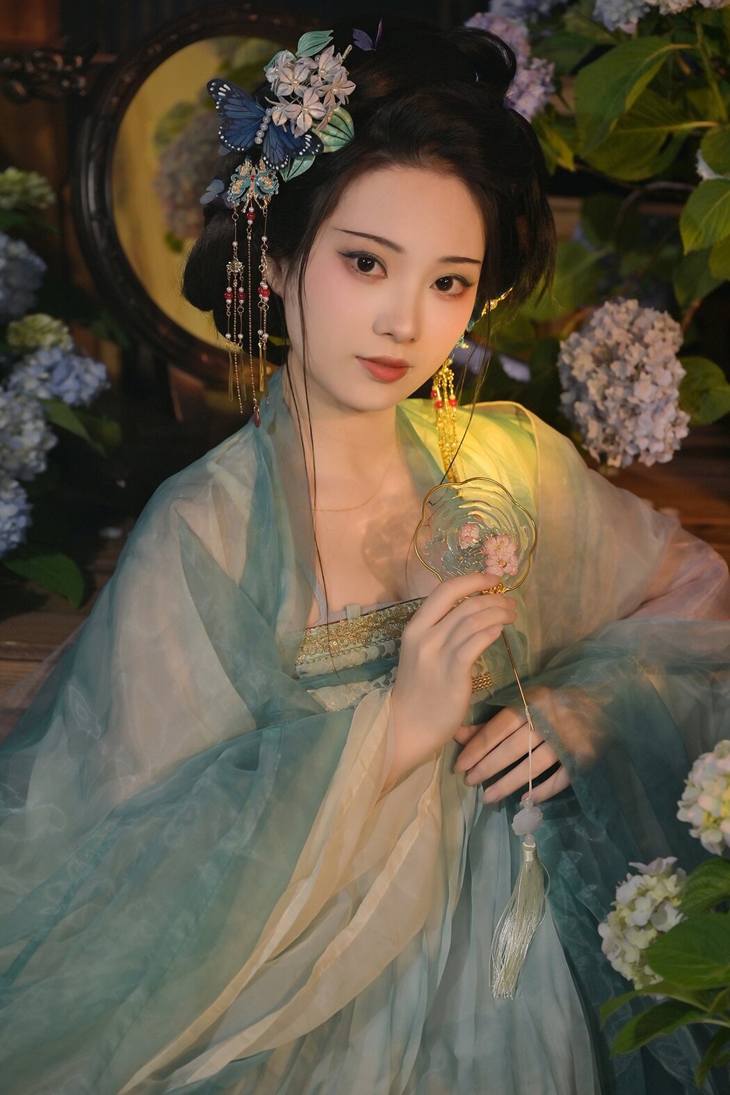 YiTuYu艺图语 Vol.7159 Nashi Tu Shiro