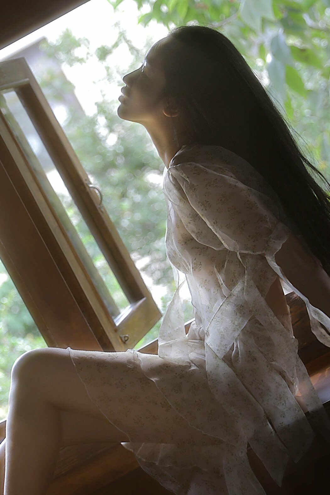 YiTuYu艺图语 Vol.10389 Zen Me Key I Chi Tu Tu (21P)