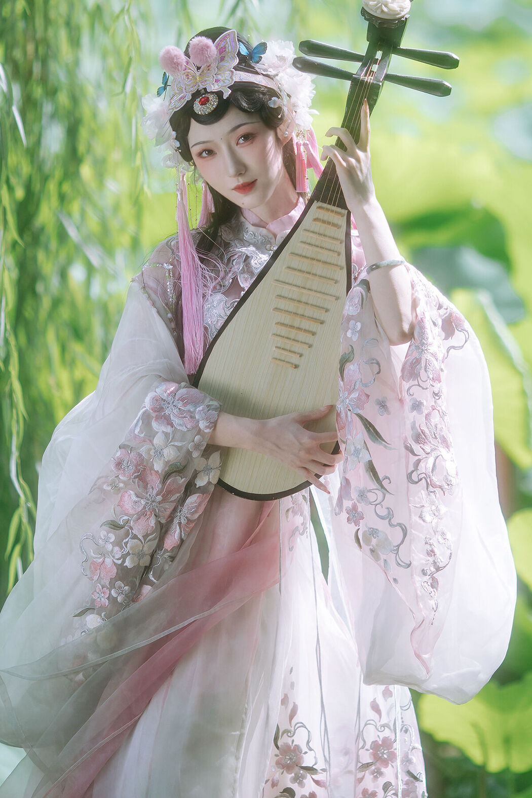 YiTuYu艺图语 Vol.8510 就是景年 (23P)