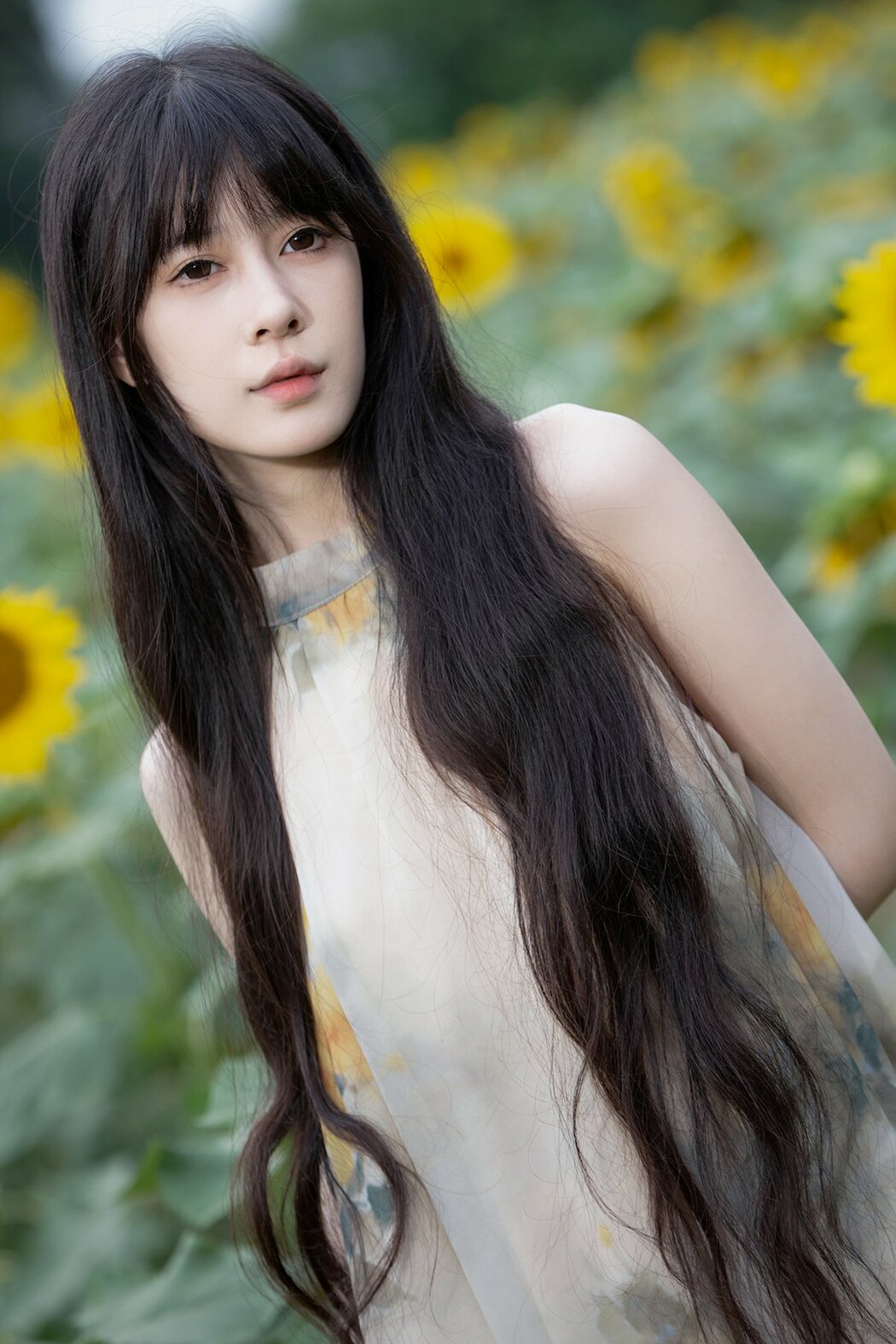 YiTuYu艺图语 Vol.10598 Ye Zi (12P)