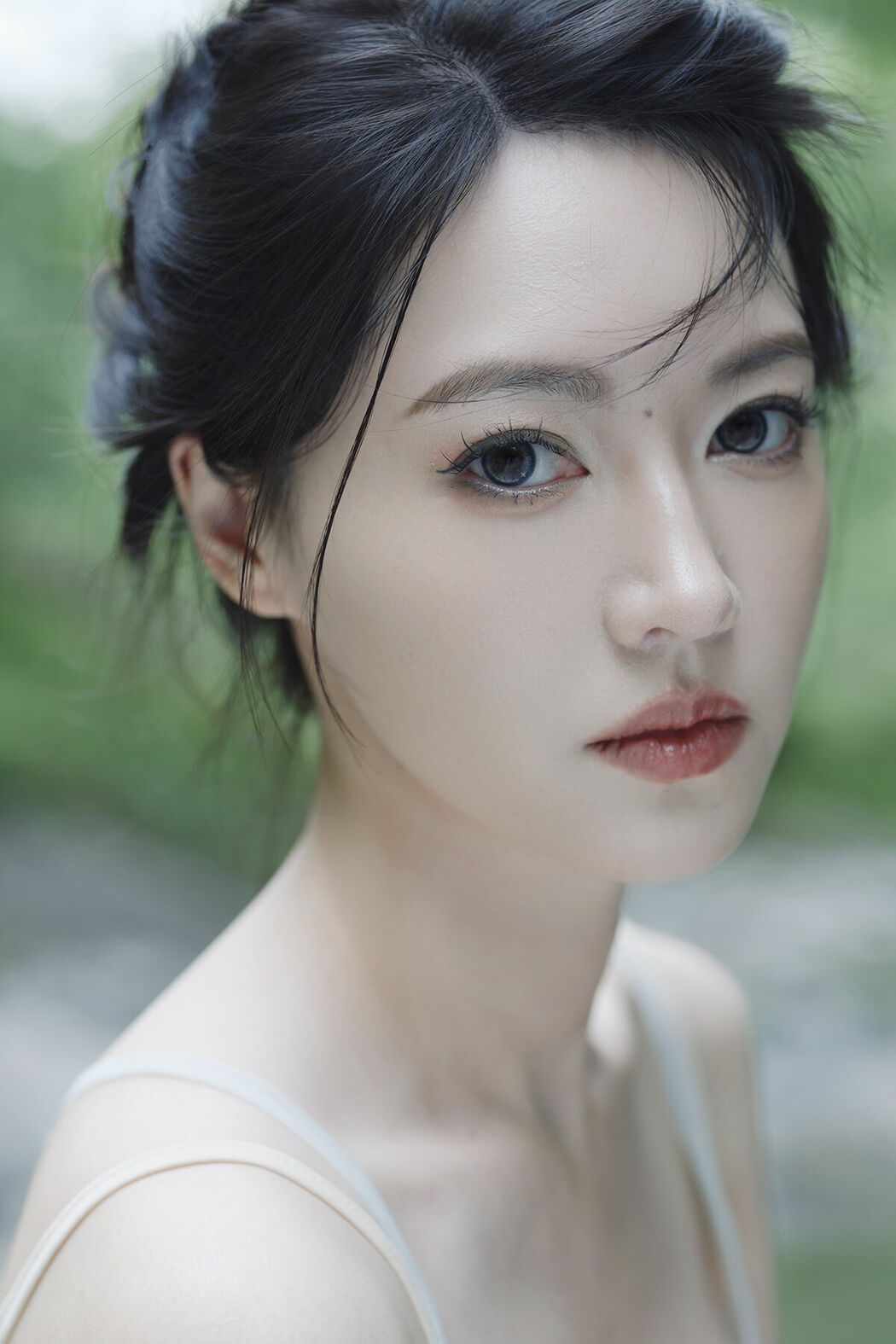 YiTuYu艺图语 Vol.9227 Man Moto Satomi (14P)