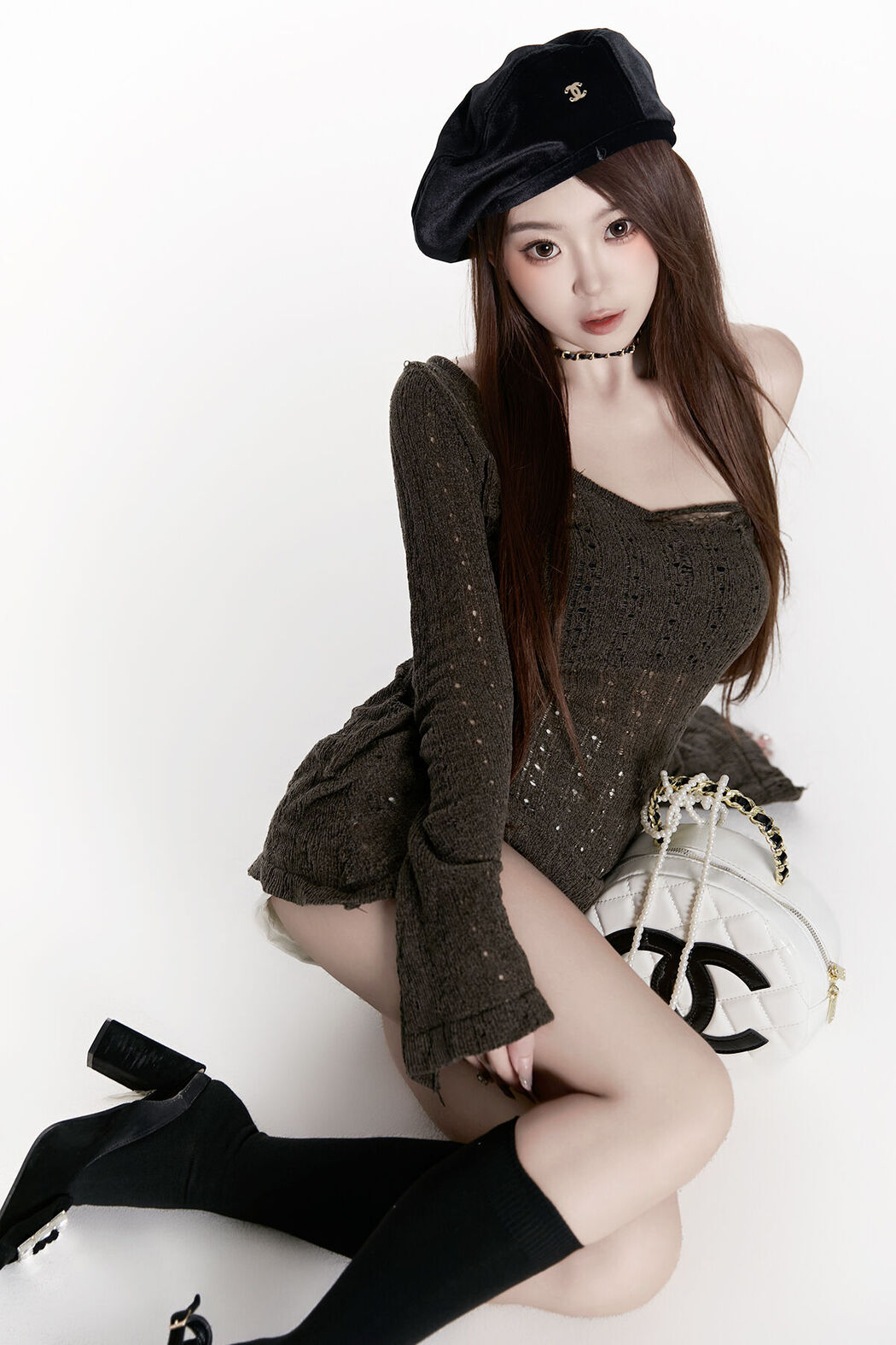 YiTuYu艺图语 Vol.7977 Carlee Shi 77 Ya
