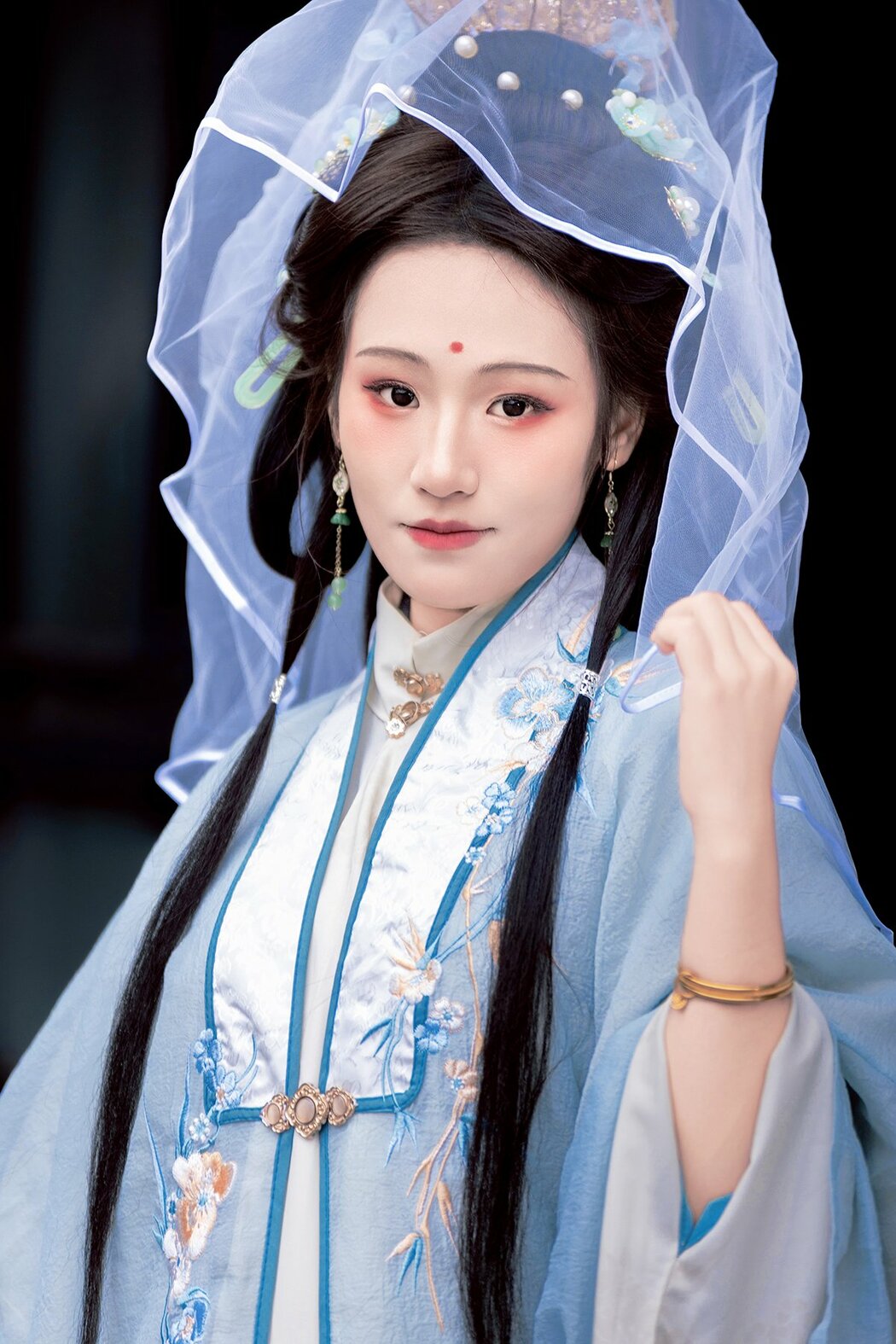YiTuYu艺图语 Vol.8727 Xiao Hong (28P)