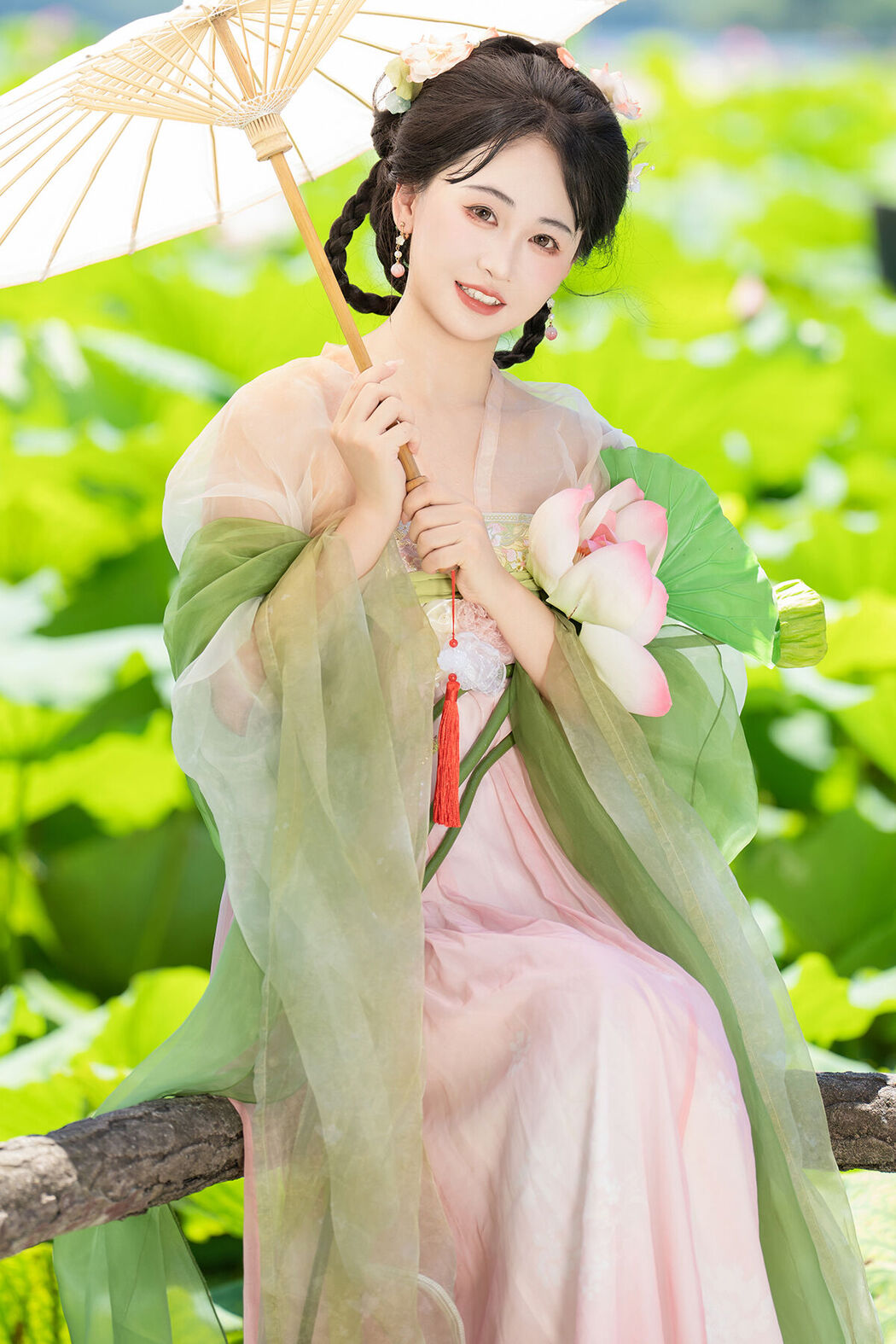 YiTuYu艺图语 Vol.7550 Jiao Yi Zhi Sui Sui