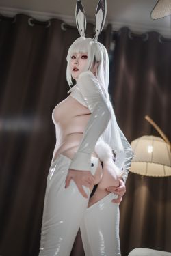 Natsuko夏夏子 - NIKKE 布兰儿 逆兔女郎