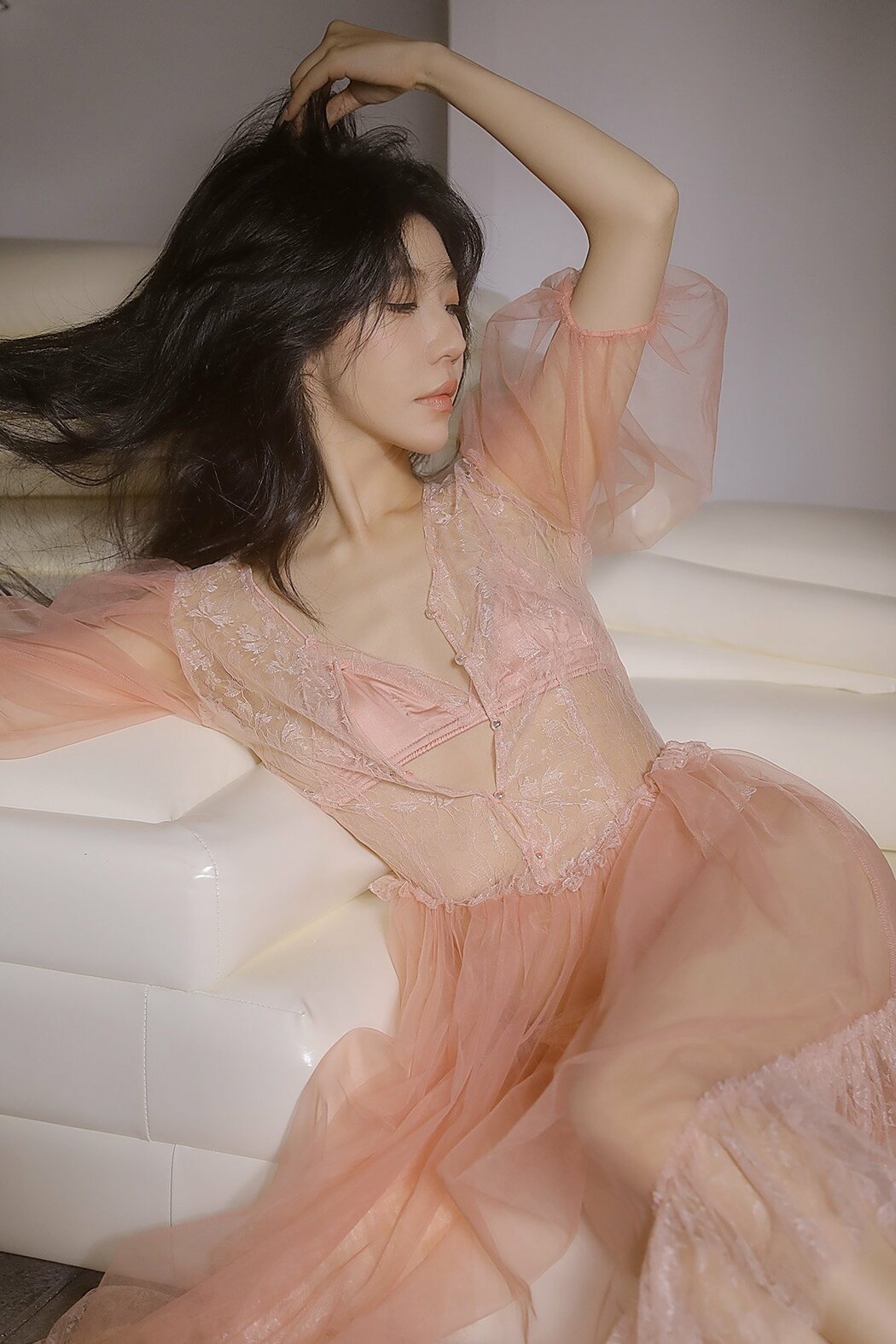 YiTuYu艺图语 Vol.10277 Ye Sheng Mo Te Yuan Zi (10P)