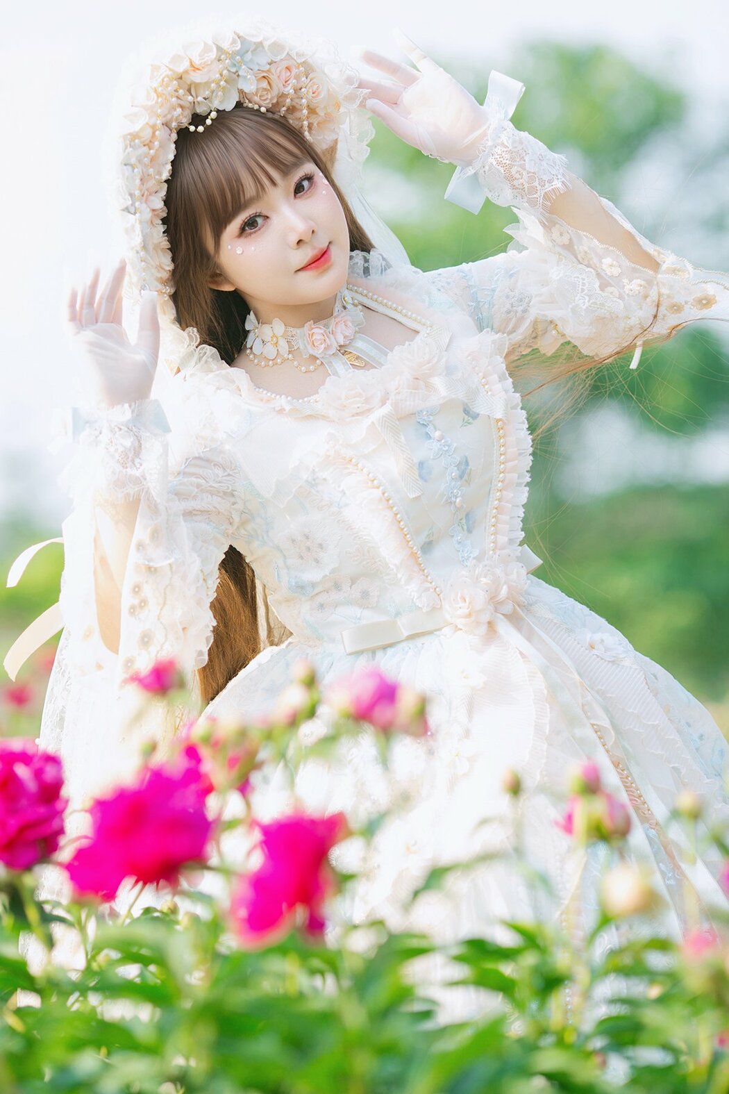 YiTuYu艺图语 Vol.10465 Liu Liu (67P)