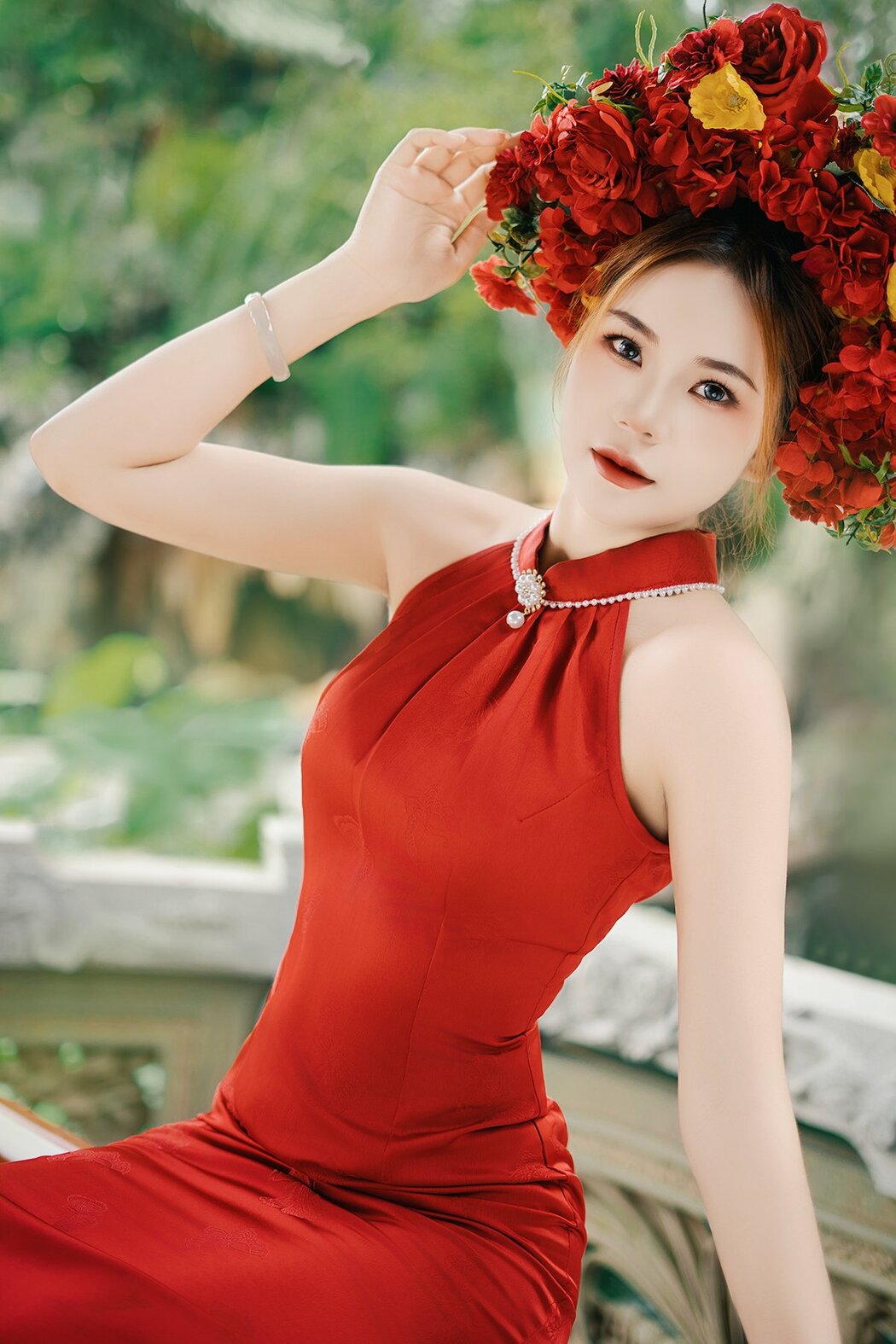 YiTuYu艺图语 Vol.10346 Cao Mei Xiong (12P)