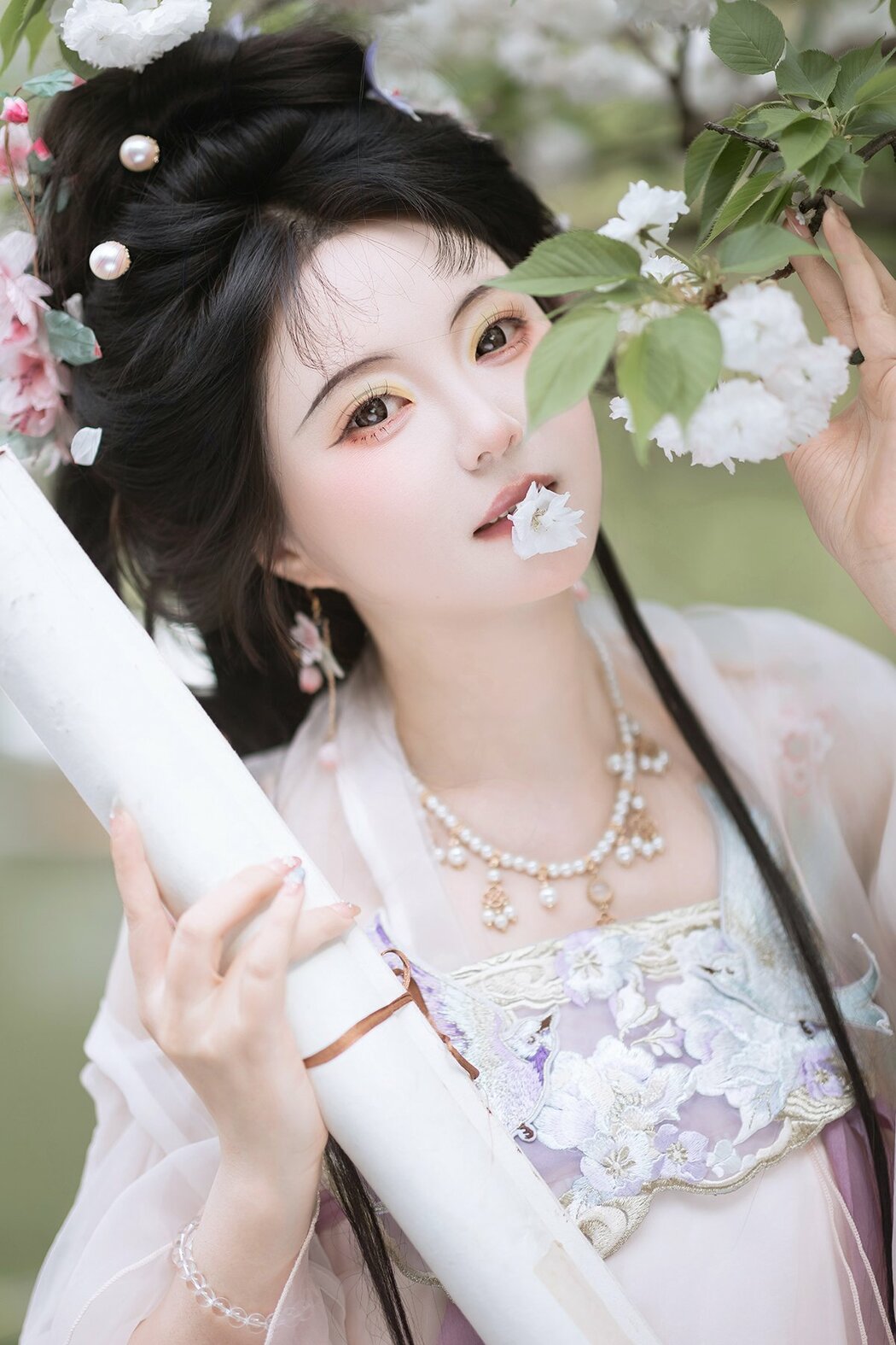 YiTuYu艺图语 Vol.9462 Lu Lu Haley (44P)