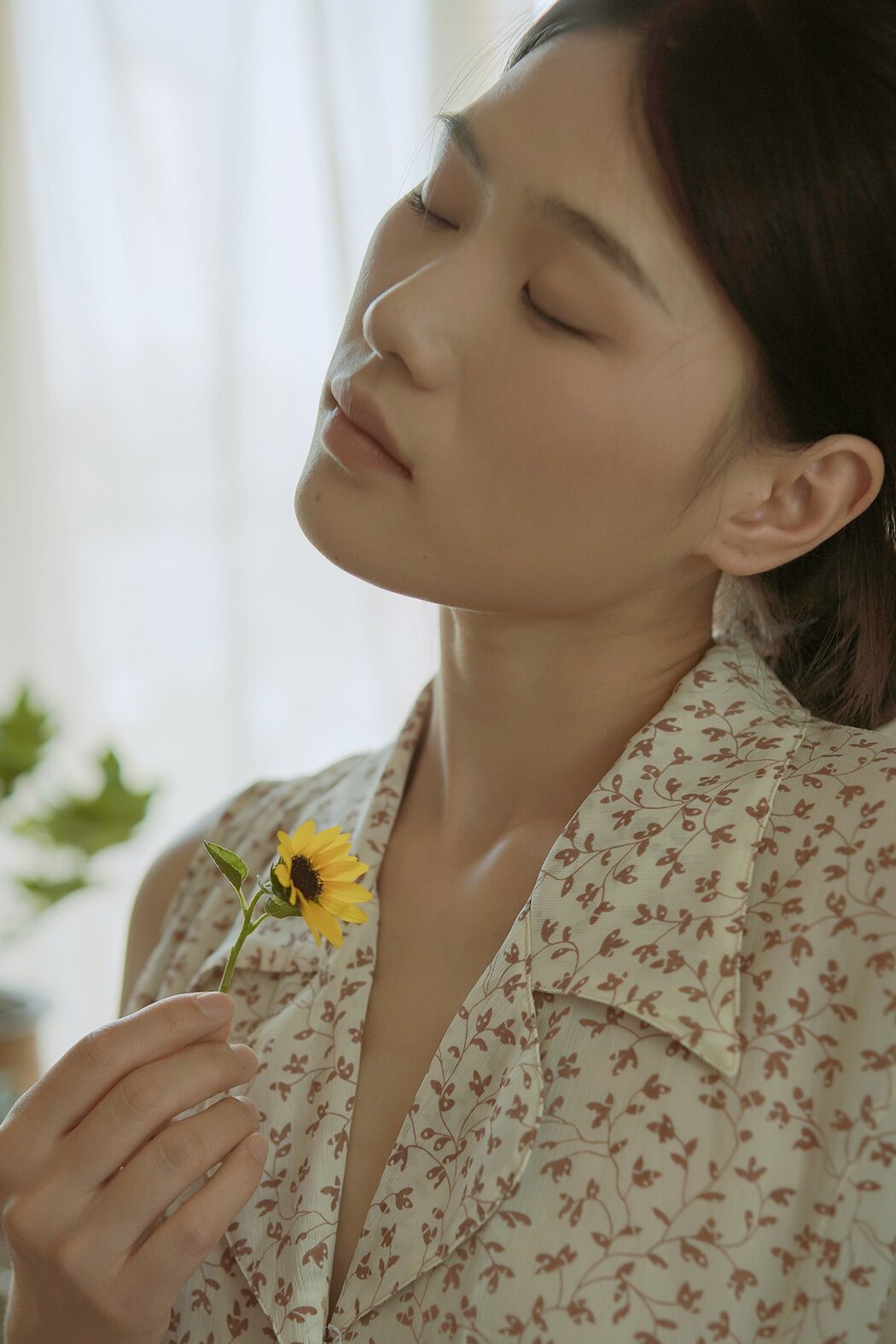 YiTuYu艺图语 Vol.9715 Yu Zi I (15P)