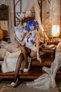 人气Coser 二佐Nisa - 碧蓝航线 圣路易斯 春之华