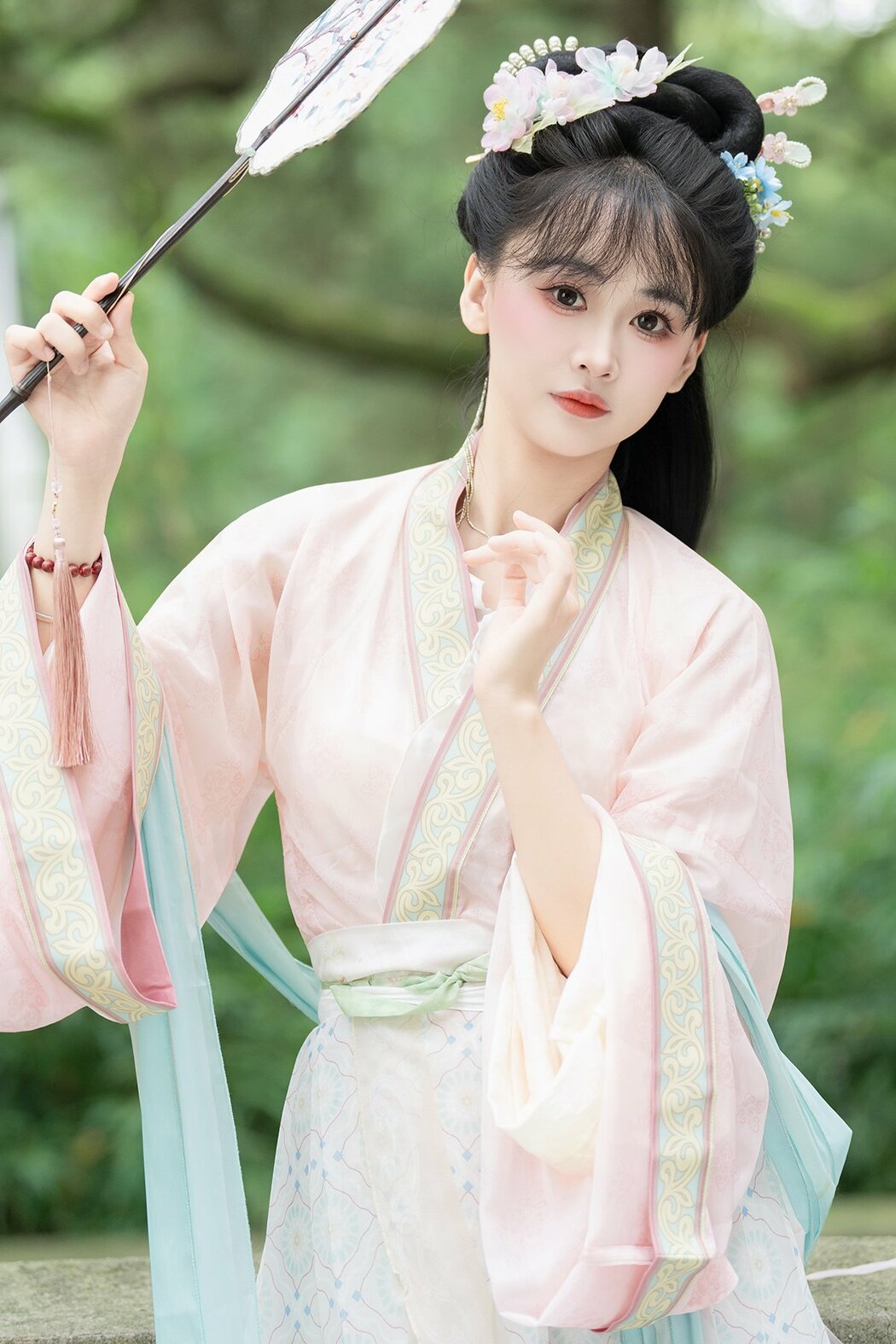 YiTuYu艺图语 Vol.10585 Jiao Yi Zhi Sui Sui (50P)