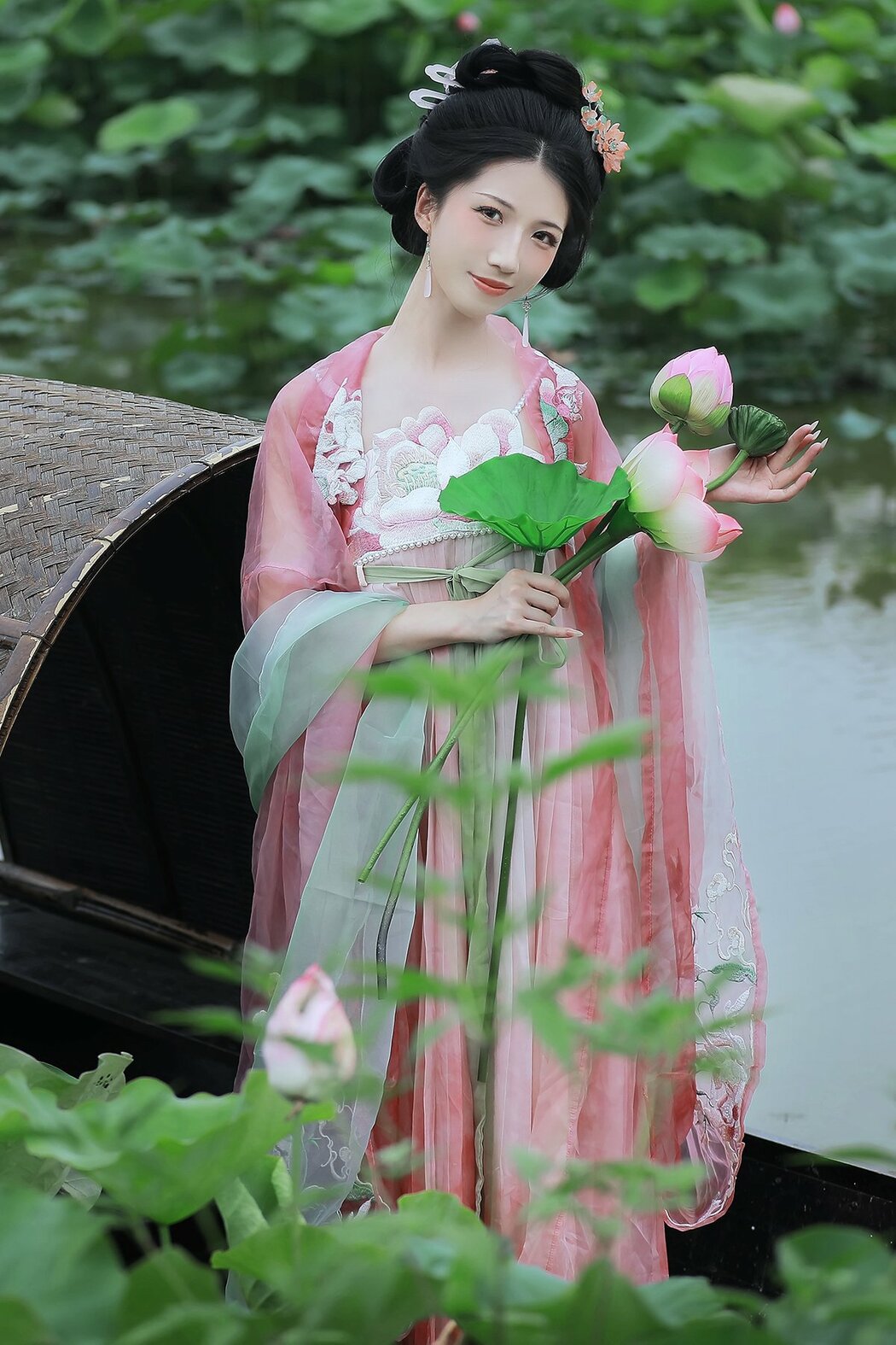 YiTuYu艺图语 Vol.9531 Bie Qiu Yue (23P)