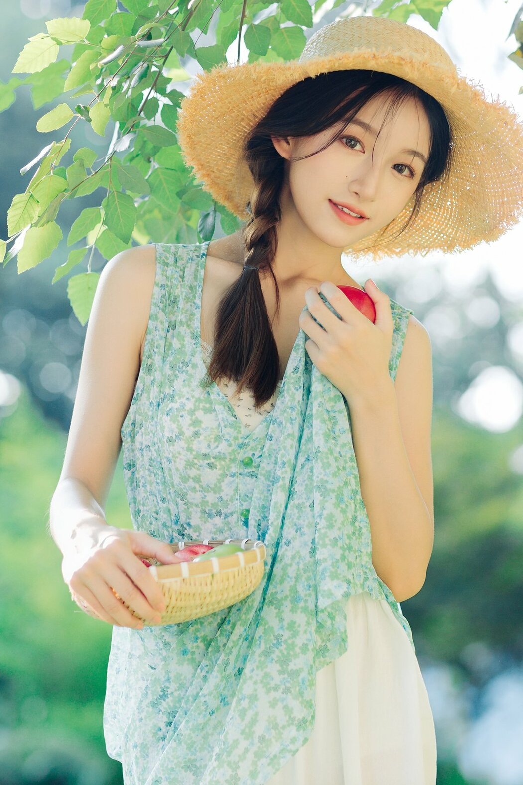 YiTuYu艺图语 Vol.9663 Lin Miao Xin (38P)