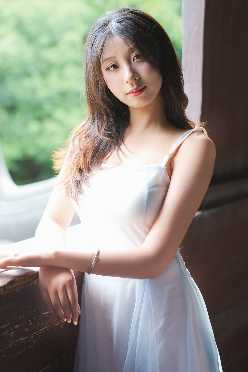 YiTuYu艺图语 Vol.10401 Xiao U (31P)