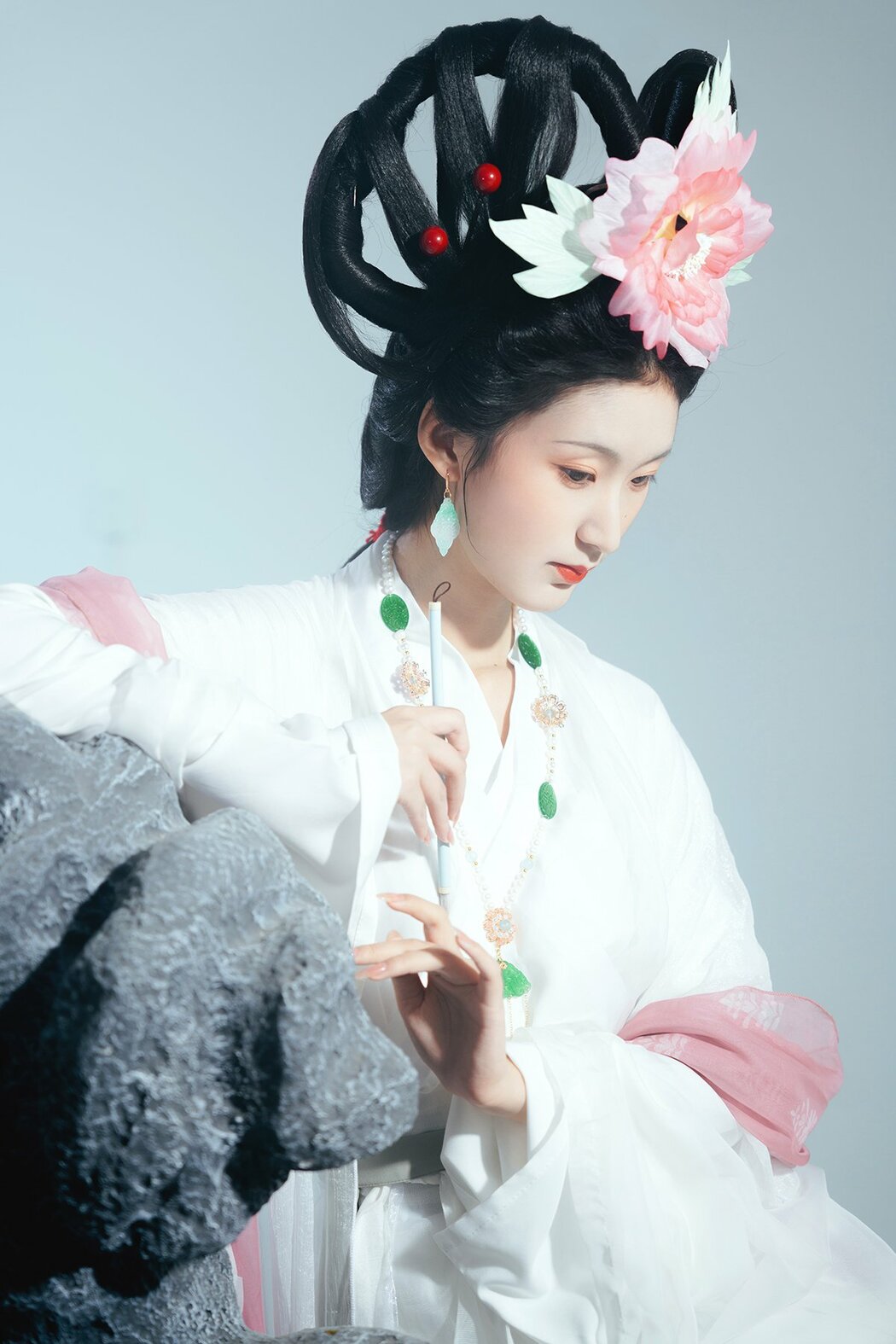 YiTuYu艺图语 Vol.9716 He Li Han (14P)