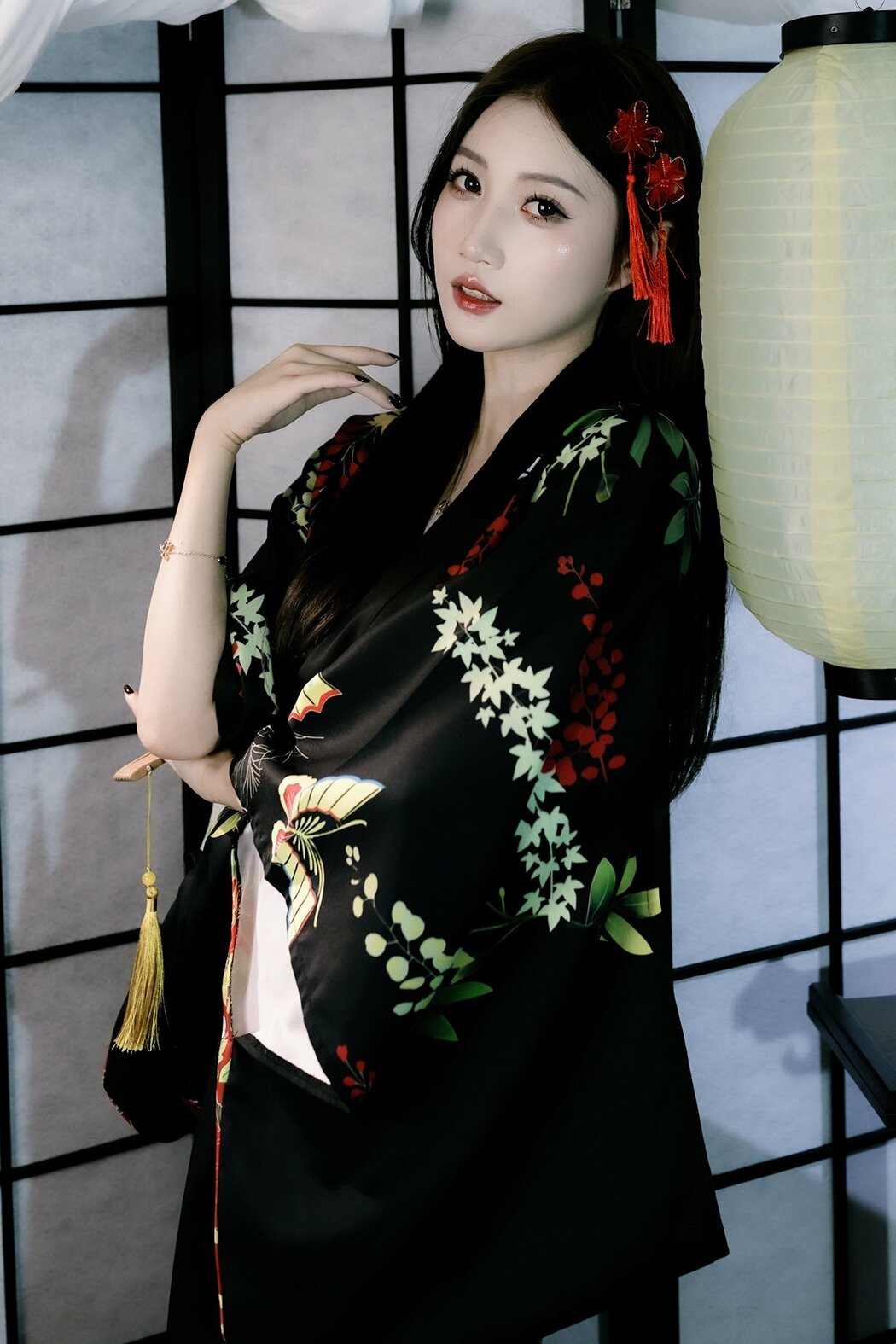 YiTuYu艺图语 Vol.9720 Xiao Tian (24P)