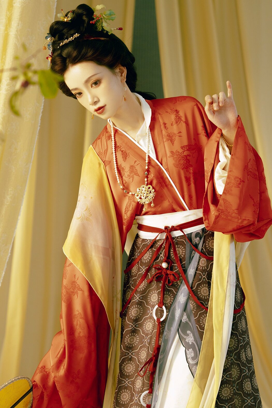 YiTuYu艺图语 Vol.10375 Tao Chi (14P)