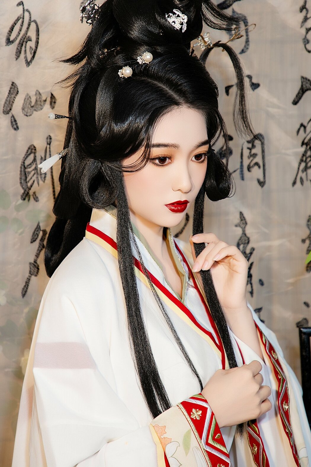 YiTuYu艺图语 Vol.9729 Xiao Xin (19P)