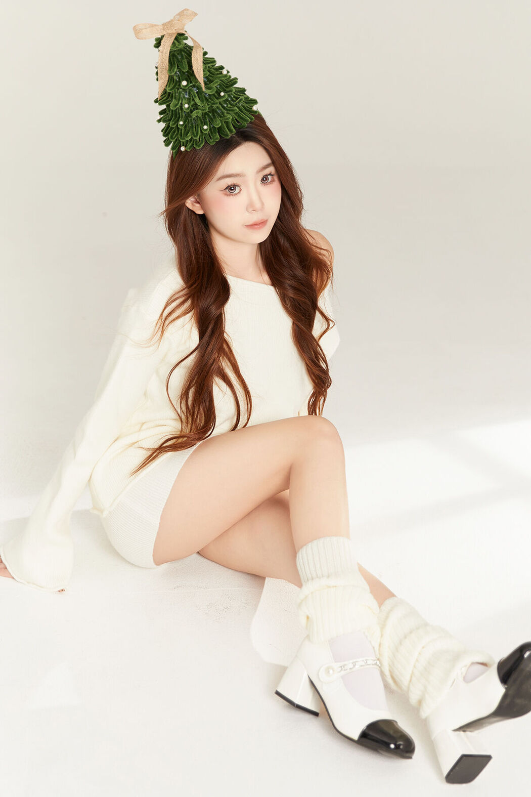 YiTuYu艺图语 Vol.8353 CARLEE是77呀 (23P)
