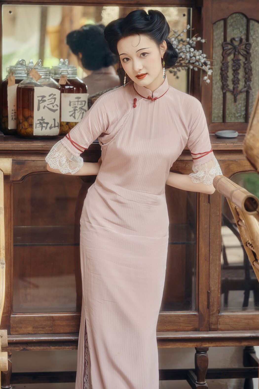 YiTuYu艺图语 Vol.10559 Yao Guai Na Li Tao (22P)