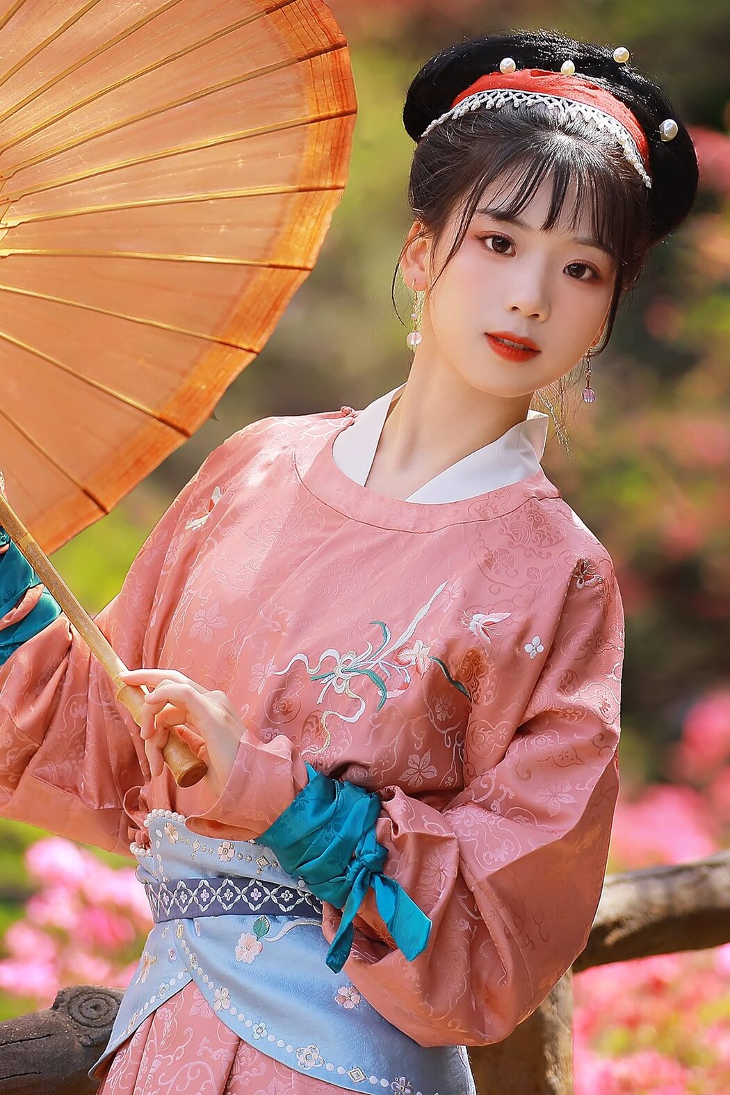YiTuYu艺图语 Vol.6258 Zhou Zhou AY