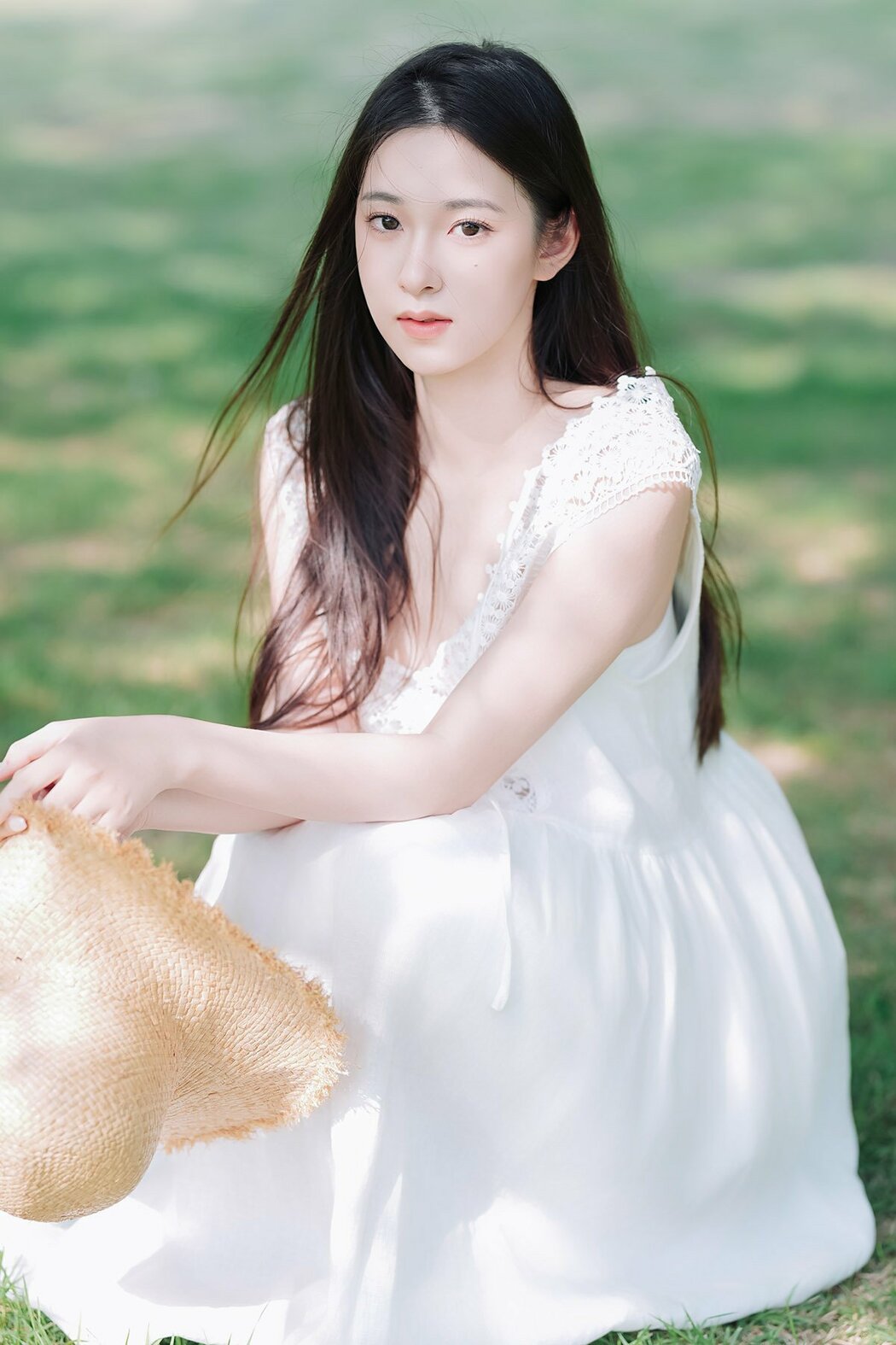 YiTuYu艺图语 Vol.9564 Yu Han (31P)